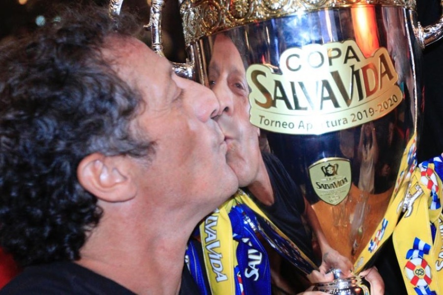 El agitado fin de año de Pedro Troglio