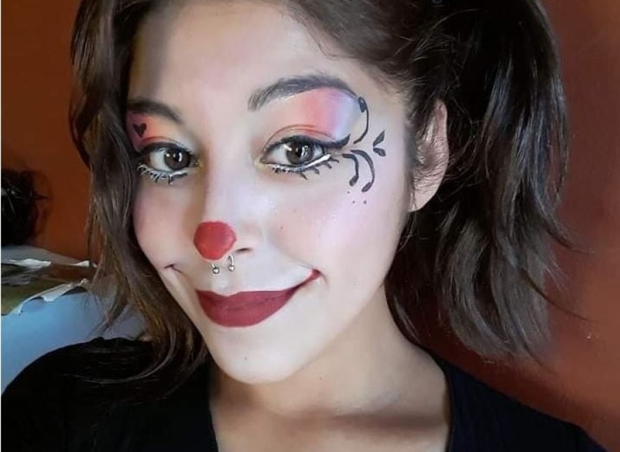 La rompió en las fiestas de Halloween de La Plata, dejó, volvió y ahora todos la quieren: ”Mientras esté sentada, puedo”