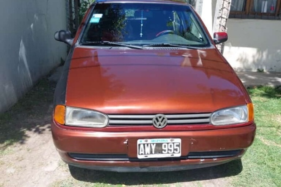 Le robaron el auto a una enfermera del Hospital Rossi y pide ayuda de la comunidad para encontrarlo