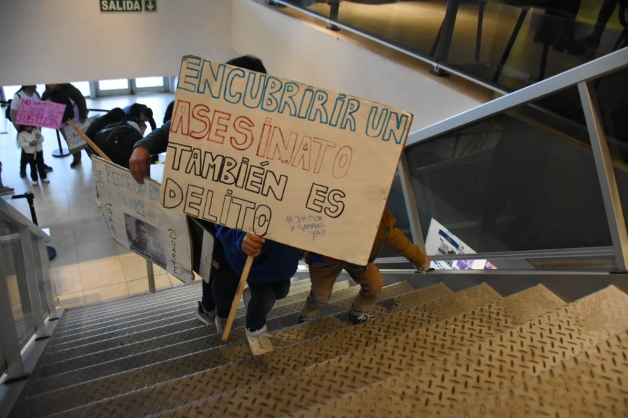 Con presencia de familiares de Lolo Regueiro y Lito Costilla, en La Plata pidieron justicia por el crimen de Gabriel Duarte