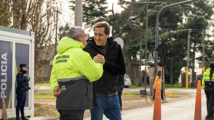 Garro participó de un operativo integral en 185 y 467, y refuerza el eje de Seguridad antes de las PASO