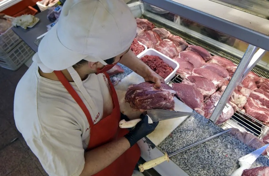 El valor de la carne vacuna sigue en proceso de aumento pero estiman que continúa por debajo de la inflación