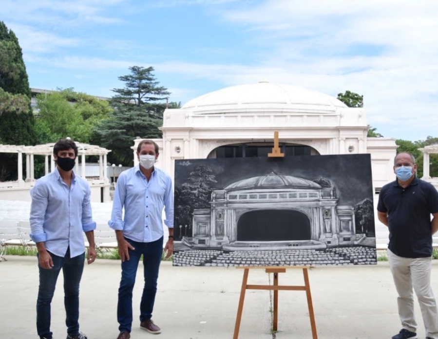 Garro volvió a cargar contra Provincia por el Teatro del Lago: ”No entiendo el encono contra el patrimonio de los platenses”