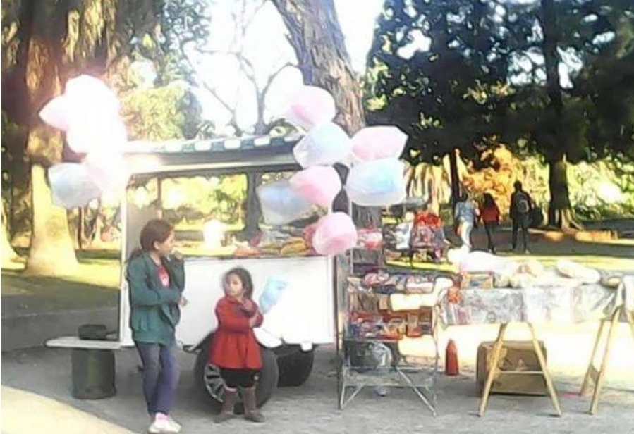 Cerró el Zoo de La Plata, quedó arruinada porque vendía copos de azúcar y ahora es la reina del pochoclo: ”Fue muy triste”