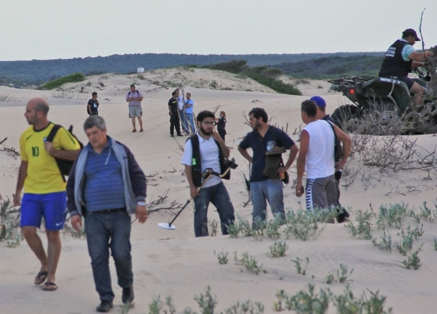 Caso Lola Chomnalez: cómo explicó el principal sospechoso la presencia de su sangre en la mochila de la joven