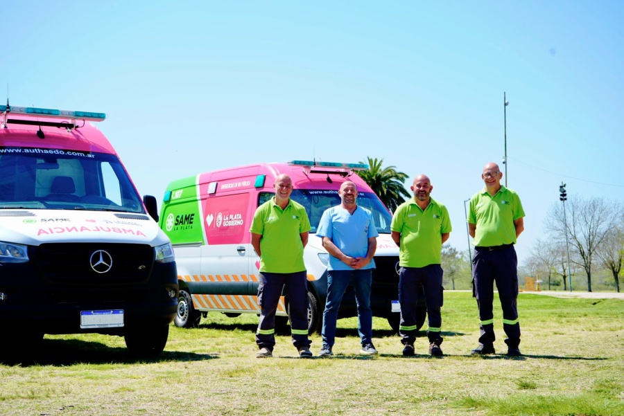 El Municipio de La Plata incorporó dos nuevas ambulancias equipadas para ”sostener y mejorar a diario el sistema SAME”