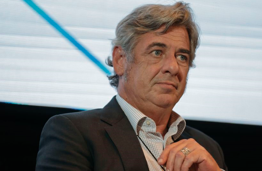 Enviaron paquetes con explosivos al presidente de la Sociedad Rural Argentina, Nicolás Pino: su secretaria terminó herida