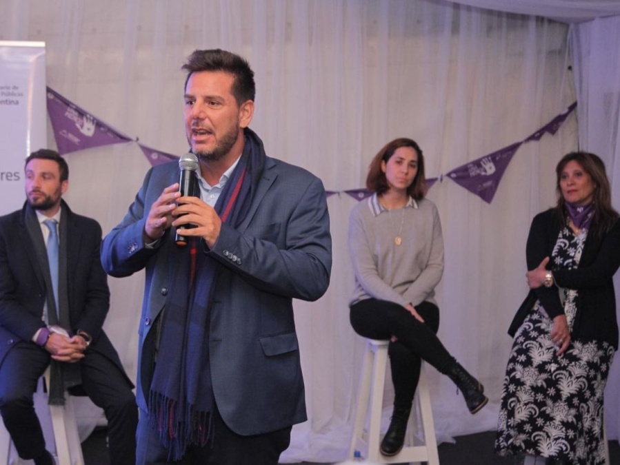 Atanasof: ”Hubo un fuerte aumento del turismo interno, lo que se refleja en una mayor demanda de hoteles y restaurantes”