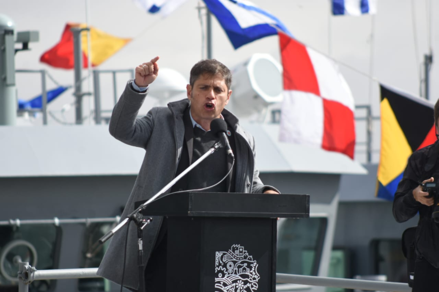 Kicillof desafió a Milei en el Astillero Rio Santiago: ”No es verso, hay resultados; veremos si ellos quieren o no quieren”