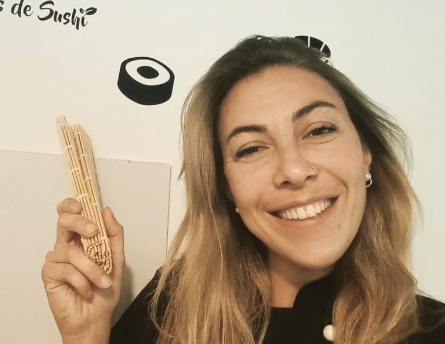 ”No es pescado crudo”: la platense que defiende el sushi para todas las clases sociales y es furor