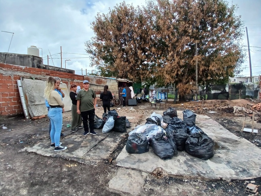El drama de una familia platense por un triple incendio: ”Mi papá llegó cansado, se puso a calentar la comida y se durmió”
