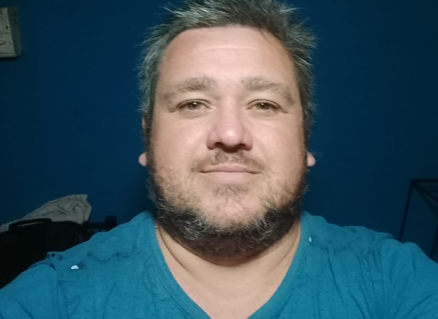 Se quedó sin trabajo en una escuela de La Plata en el 2019 y con esa indemnización hoy revoluciona los jardines: ”Agradecen”