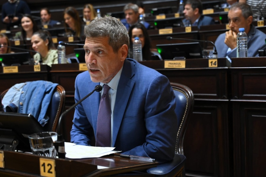 Castello cruzó a Kicillof por burlarse del superávit fiscal de Milei: ”Parece que le gusta la inflación”
