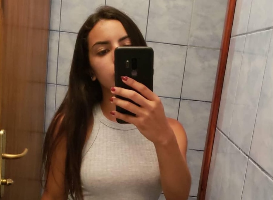 Su novio le reveló el ”sonido clave” cuando ven a una chica linda y ahora tiembla en cada reunión: ”Da vergüenza ajena”