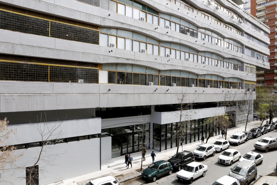 ¿Mito o verdad?: Un reconocido edificio de La Plata habría estado inspirado en una cárcel francesa