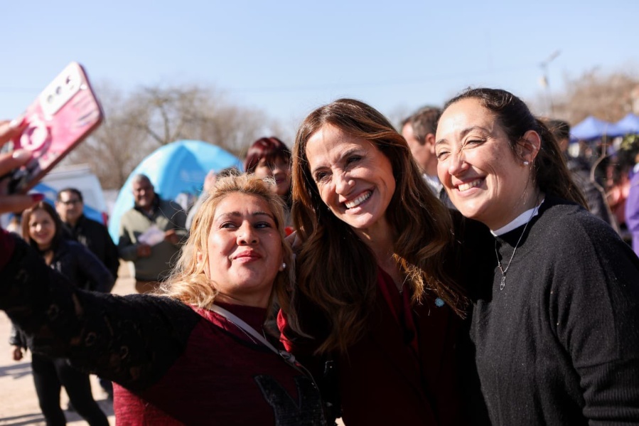 Tolosa Paz: ”Estoy convencida que nuestra fuerza política irá a una disputa de balotaje con Javier Milei”