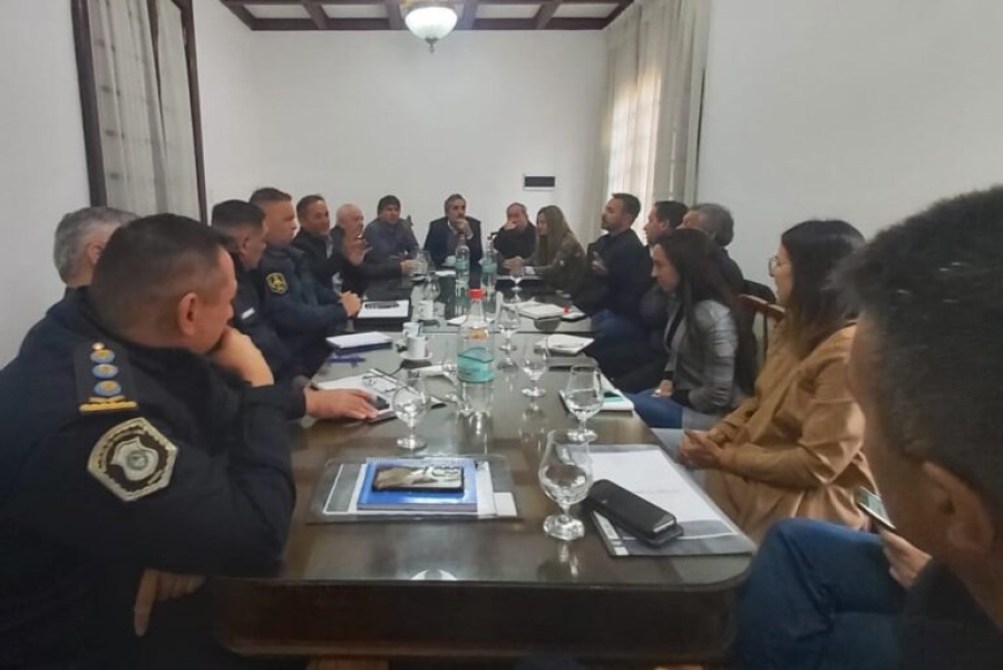 Robos en los centros comerciales de La Plata: autoridades locales y provinciales se reunieron con dueños de locales