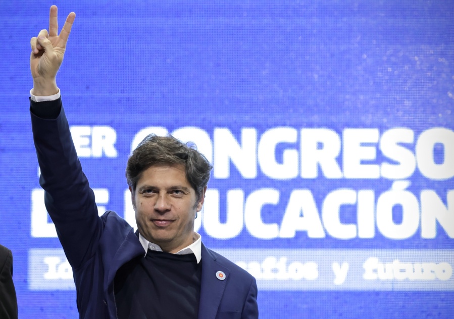 Forzado por la motosierra de Milei, Kicillof cambia el ”peso” del Presupuesto 2025: menos gastos en personal, más en obras