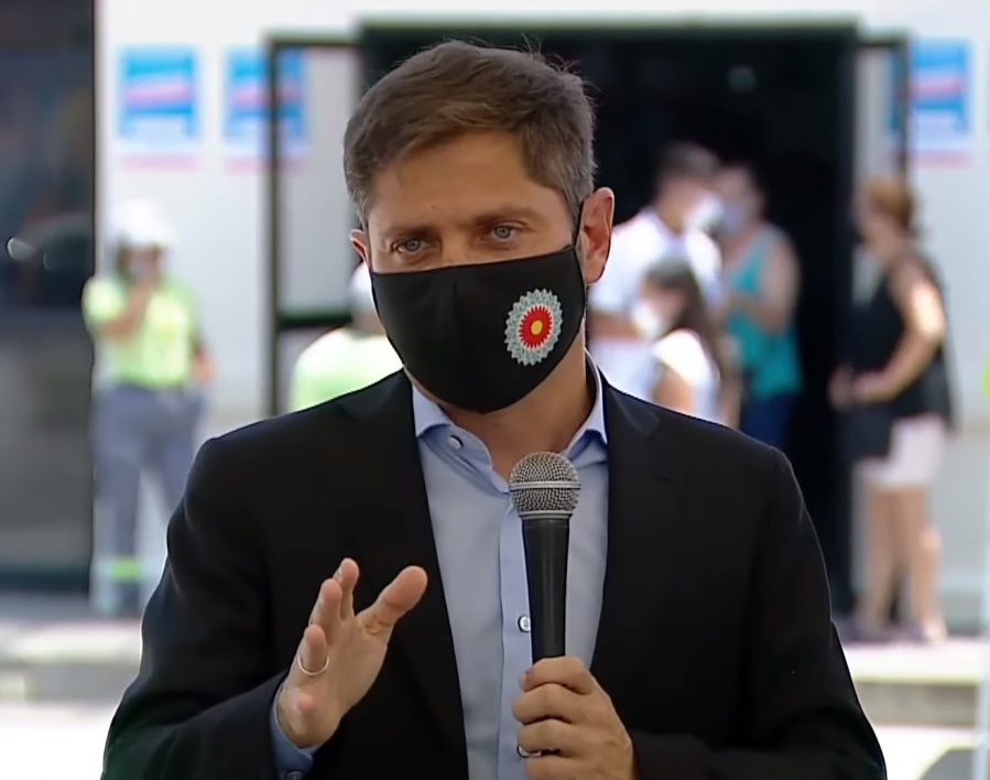 Kicillof anunció la vacuna libre de tercera dosis para mayores de 60 años, trabajadores de la salud e inmunodeprimidos