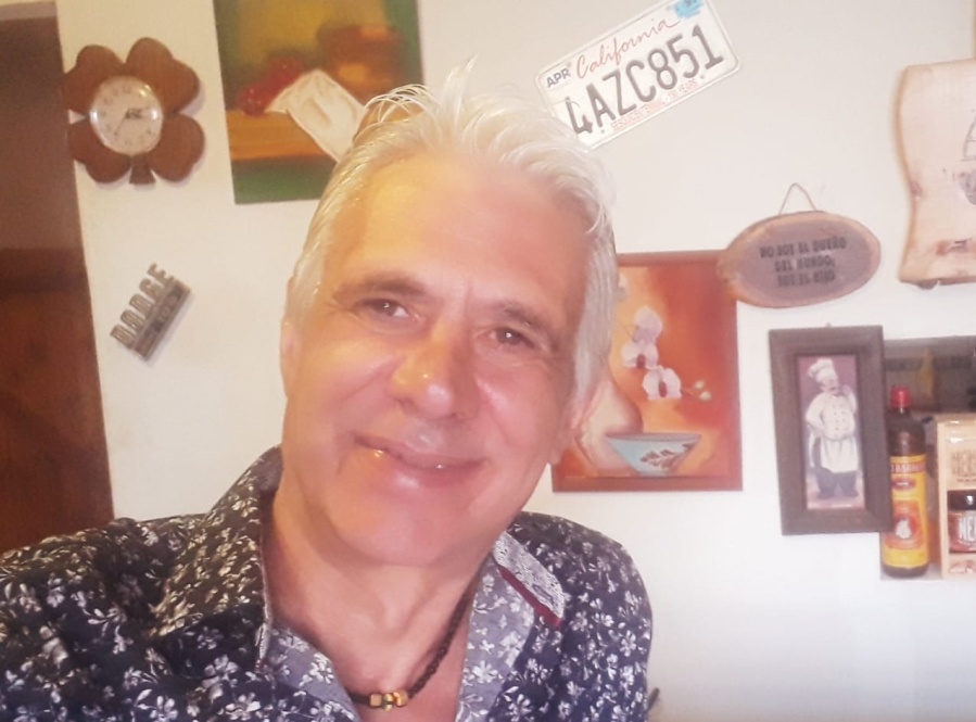 Fueron “tentados” por dos amigos, dejaron el “quilombo” de La Plata y ahora son los reyes del Oeste: ”Es como un hobbie”