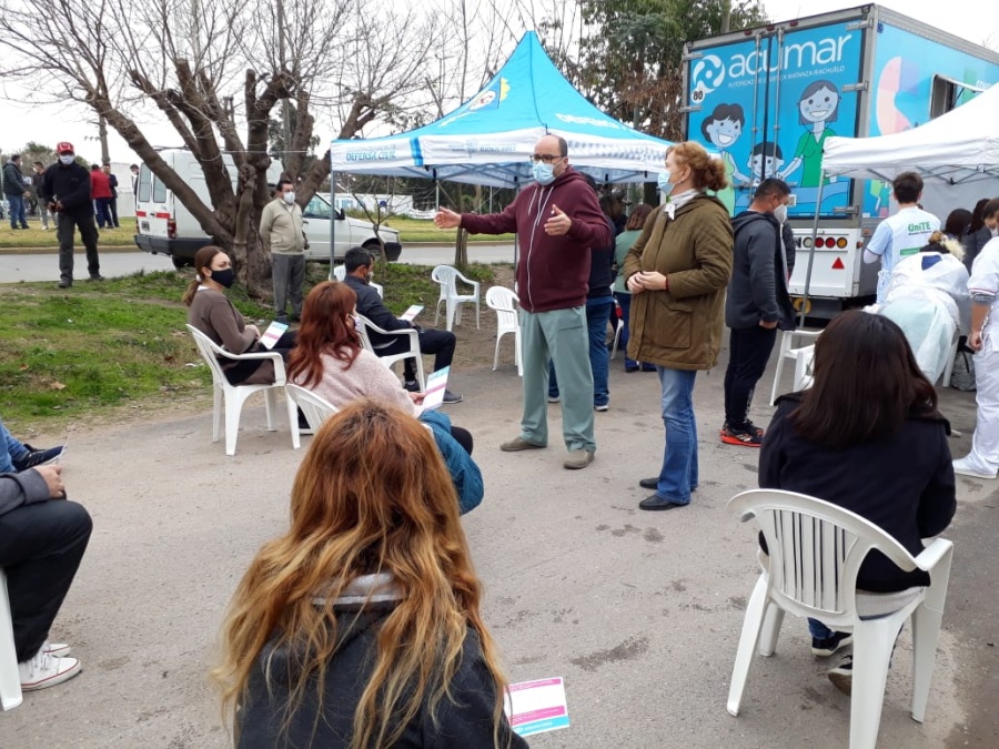 Desde Provincia afirmaron que empezarán a vacunar a menores de 18 años antes de fin de año