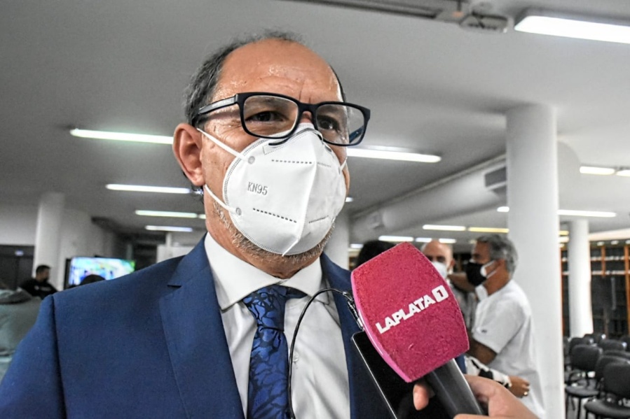 Gabriel Lazo fue reelecto por unanimidad como decano de Odontología de la UNLP: “Estuvimos presentes en la pandemia”