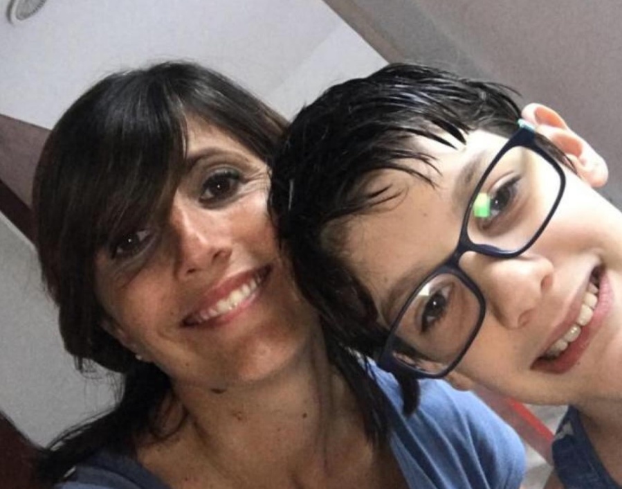 Le hace mal el barbijo pero en el Colegio Nacional de La Plata lo persiguen para que se lo ponga: ”Hagan lo que se les cante”