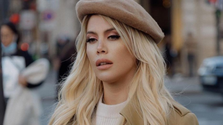 Con una producción de fotos, Wanda Nara reveló cuál es su placer culposo
