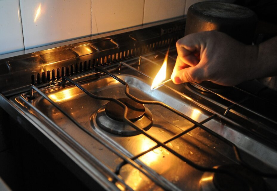 Tarifas de luz y gas en el AMBA: una familia de ingresos medios destinará 120 mil pesos por el consumo de junio-julio