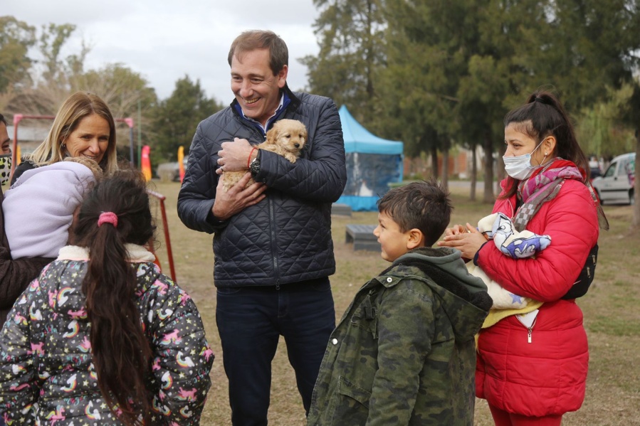 Vacunación, trámites y acceso a tierras: así fue la segunda edición del ”Barrio x Barrio” en Gorina