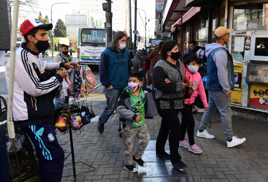 Solo dos municipios bonaerenses del AMBA registraron fallecidos por Coronavirus este miércoles: el mapa completo