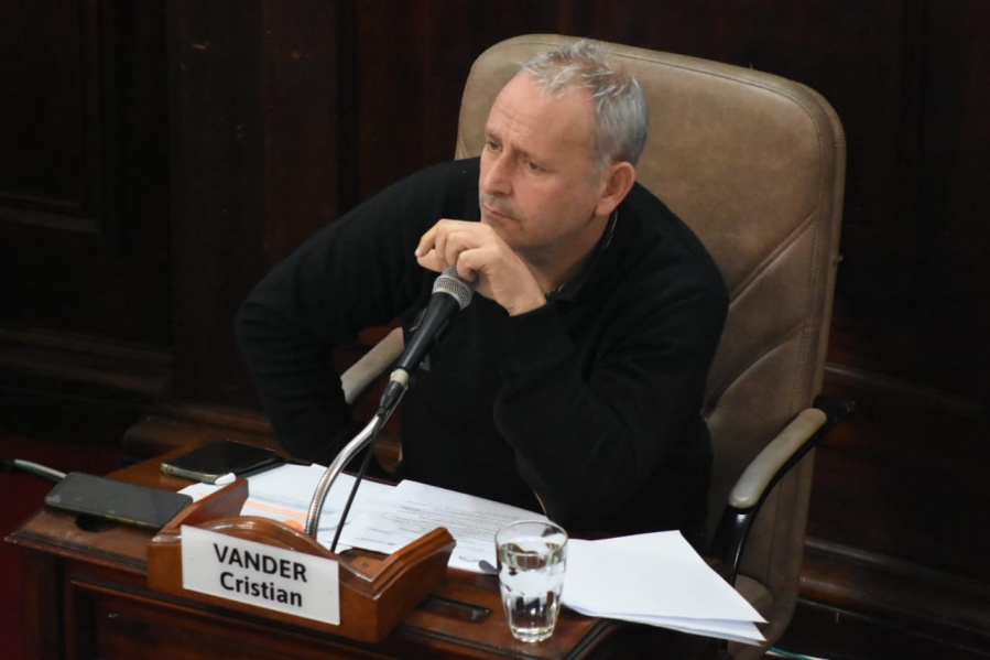 Debate sobre la plataformas de delivery y viaje en La Plata: ”hay que ordenar la calle”