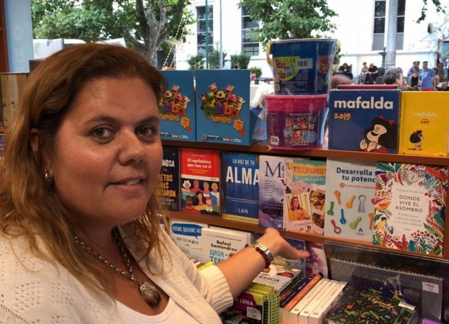 Una médium sube al escenario de verano para romper los prejuicios sobre “aquello que antes sucedía a puertas cerradas”