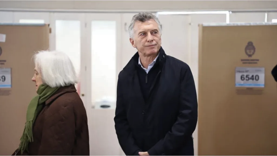 Macri votó en Palermo y pronosticó un escenario de balotaje: ”Hoy definimos hacia dónde va la Argentina”