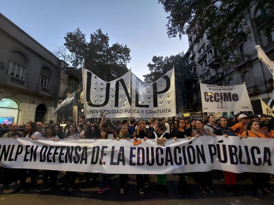 Trabajadores de la UNLP se preparan para la segunda Marcha Federal Universitaria