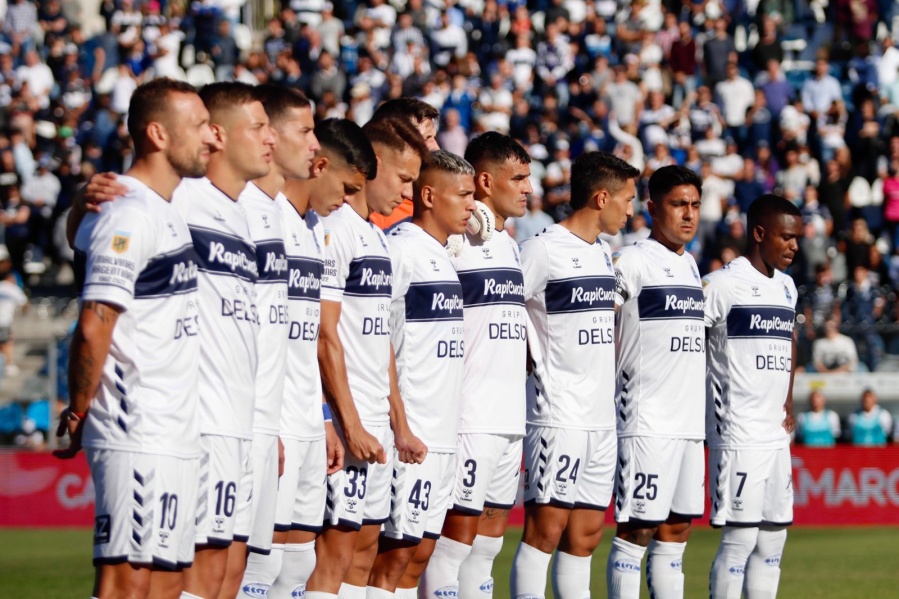 ¿Quiénes son los futbolistas que empiezan a despedirse de Gimnasia?