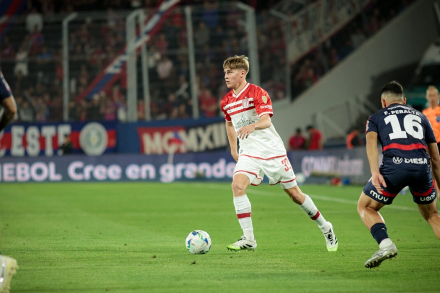 El gran momento de Amondarain: Del elogio de Verón y la convocatoria al Sub 20 a la posibilidad de ir a Europa 