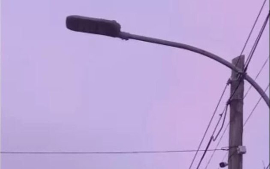 En Villa Elvira reclaman por una iluminaria pública que no funciona hace ”cuatro meses”