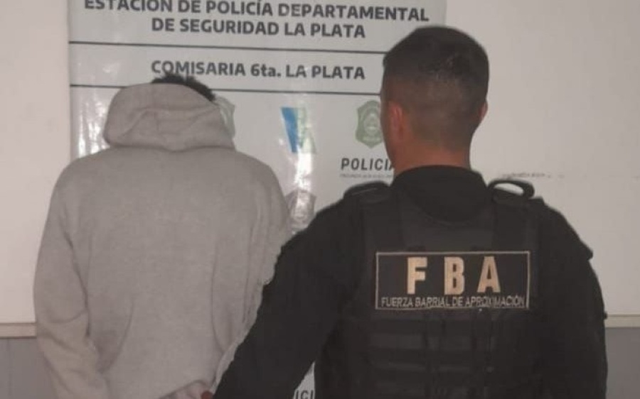 Arrestaron al ladrón ”saltarín” de La Plata: iba de techo en techo hasta que encontraba la casa indicada para delinquir