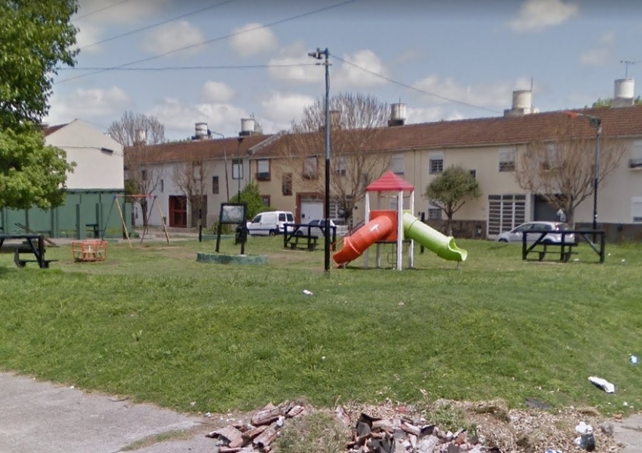 En Tolosa pidieron juegos nuevos y arreglos para la placita de 14 y 526 bis