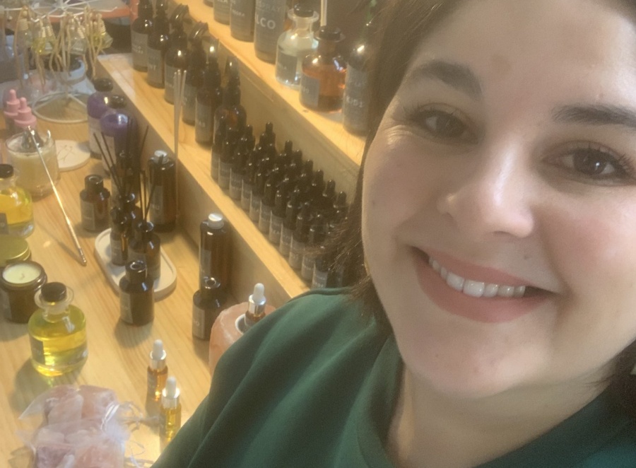 Le hizo pollito con arroz a un amigo de su hijo que está siempre solo y llenó de ternura las redes: ”Tiene 18 años”