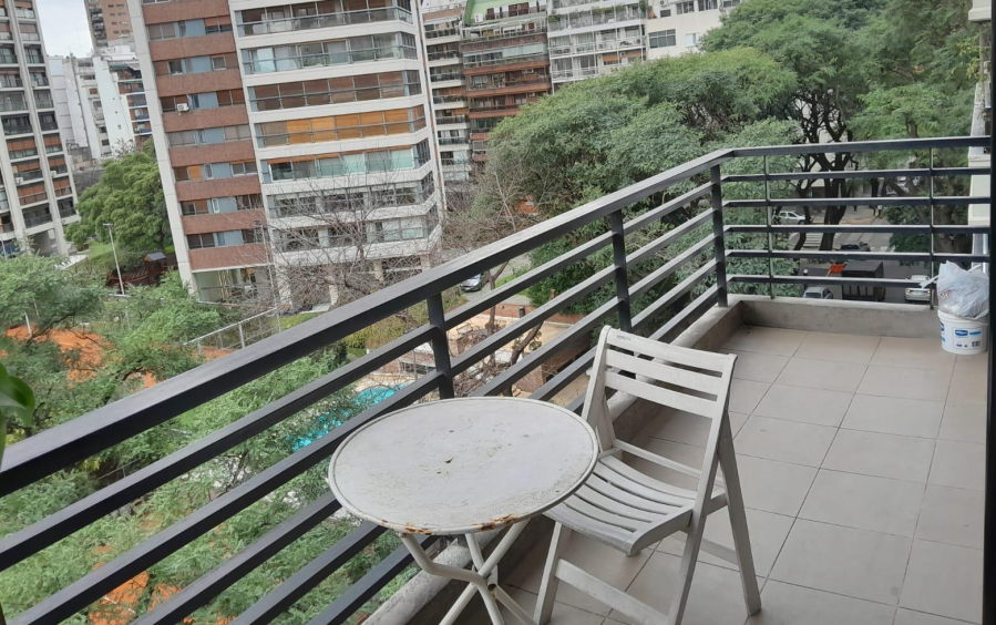 ”Empezamos mal; no paso fotos ni videos”: el audio viral de la propietaria de un departamento que desató amores y odios