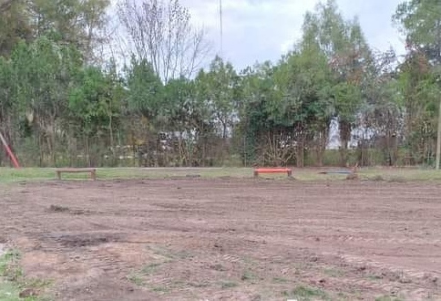 En Abasto volvieron a pedir por una plaza con juegos y kits de gimnasia para adultos