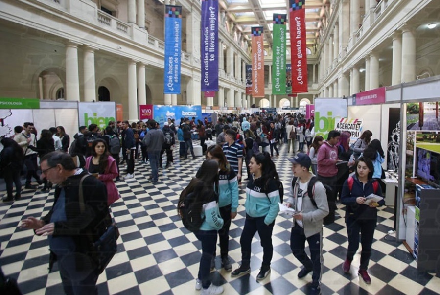 45 empresas confirmaron que participarán en la Expo Empleo en La Plata: ”Servirá para los perfiles más presenciales”