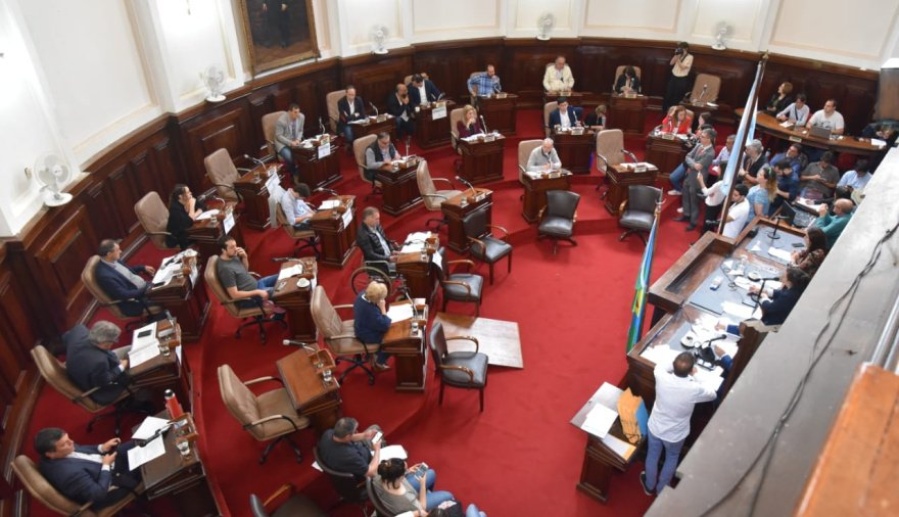 El triple femicidio en Florencio Varela llegó al Concejo Deliberante y una concejala se quebró al hablar de las víctimas