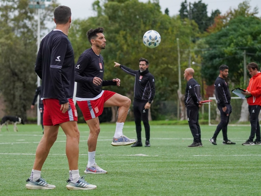 ¿Quiénes son los tres referentes de Estudiantes que se pierden el debut del campeonato?