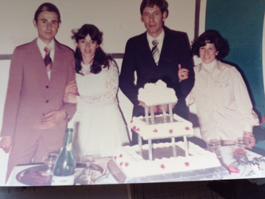 Desde 1979 le perdió al rastro a un amigo de La Plata y ahora le picó el bichito de la curiosidad: ”Lo estamos buscando”