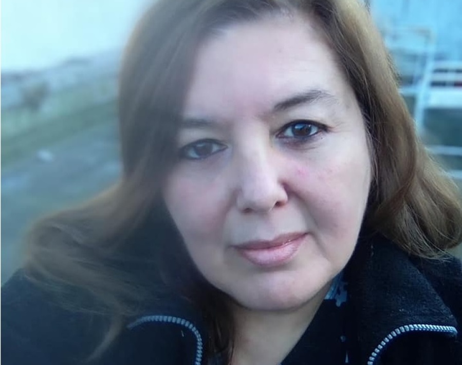 Su abuela vivió en La Plata, nunca la vio, le contaron una versión y con una foto de hace 100 años quiere saber la verdad