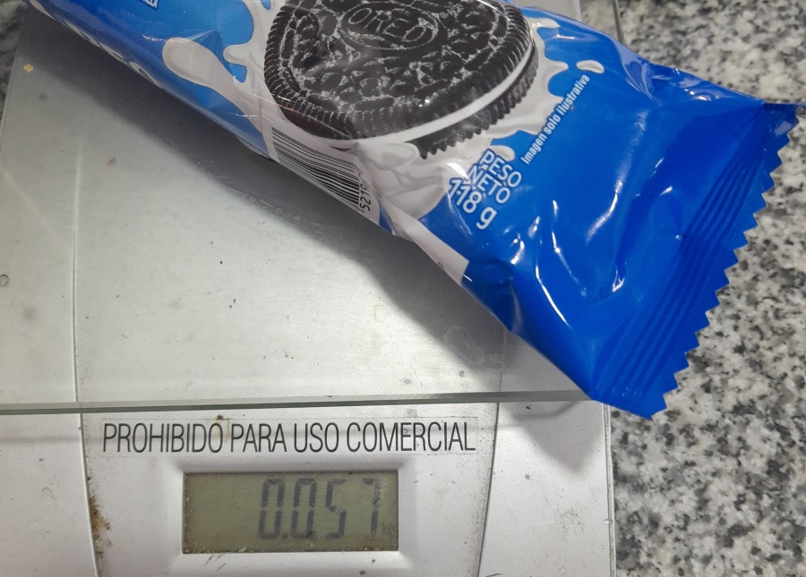 ”Me siento estafado”: Compró un paquete de galletitas y vinieron con una pequeña falla