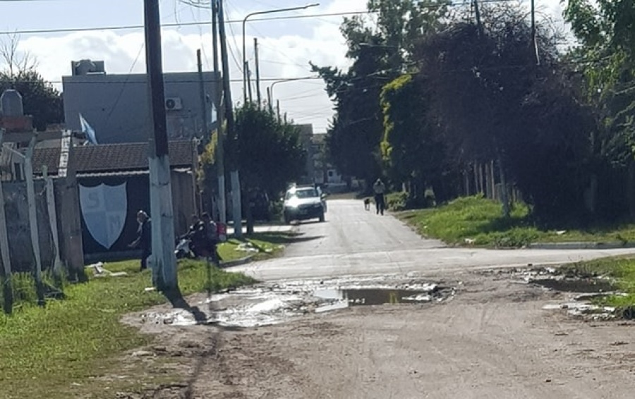 En 58 bis y 145 reclamaron por el urgente mejorado de la esquina